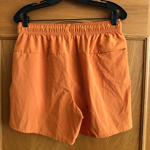 Nike Unlimited Dri-FIT 5" Unlined Versatile Shorts, Size M - Picture 4 of 10